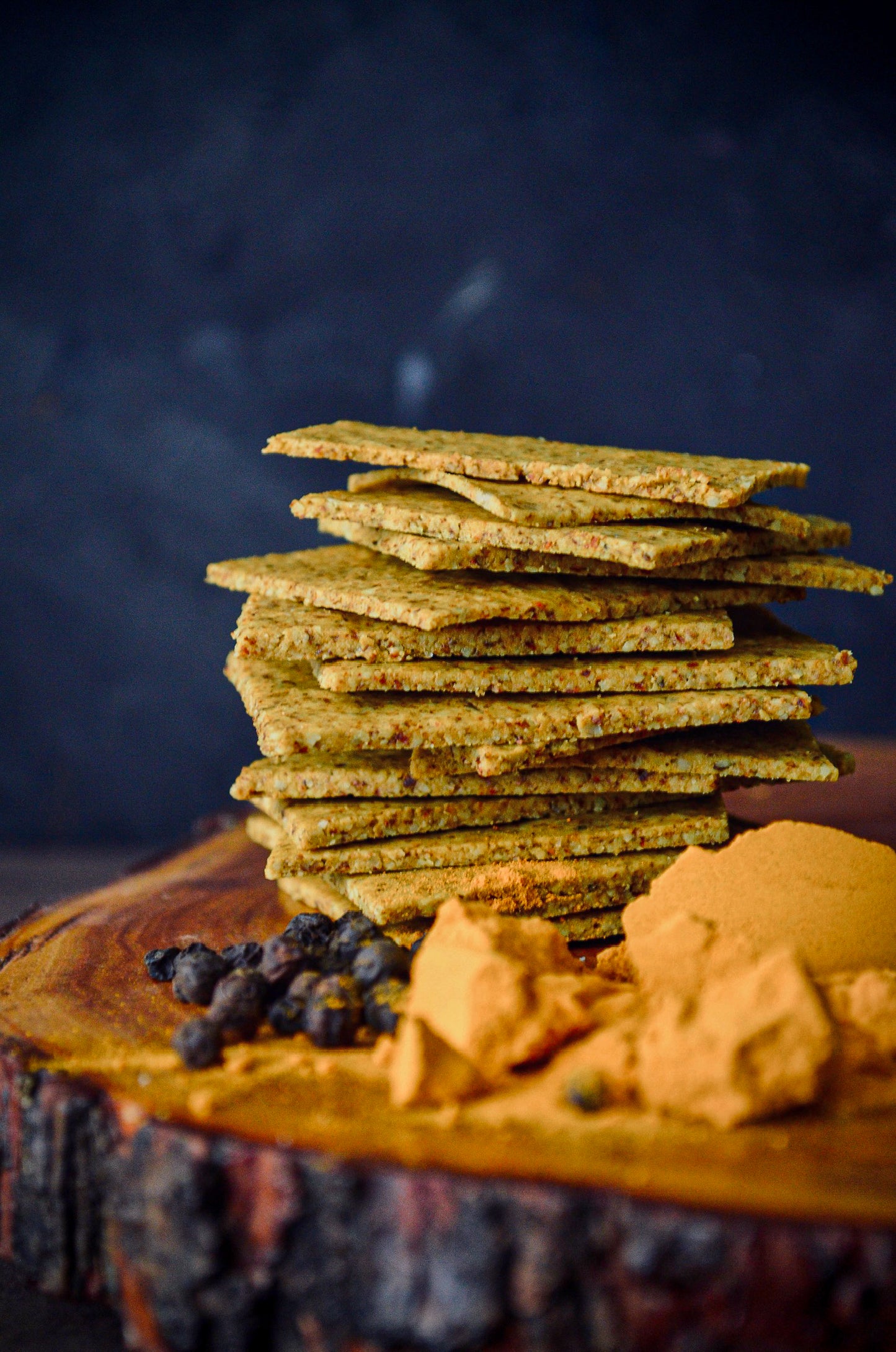 Galletas saladas con cúrcuma